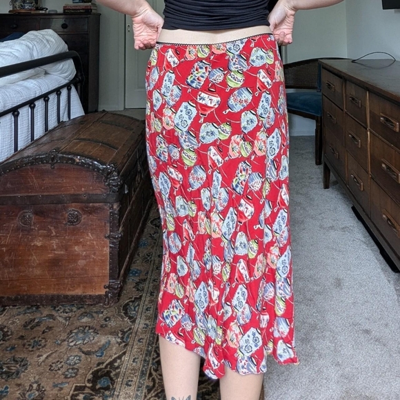 ‼️ SOLD Vintage Y2K Intriguing Threads Red Lantern Print Midi Slip Skirt - Picture 2 of 5